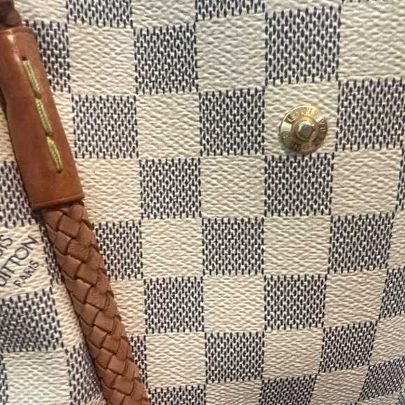 COPY - AUTHENTIC Louis Vuitton Propriano - Picture 4 of 16